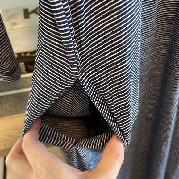 L.L. Bean Stretch Organic Cotton Jersey Long Sleeve Striped Dress w/Pockets, XS - Picture 5 of 7